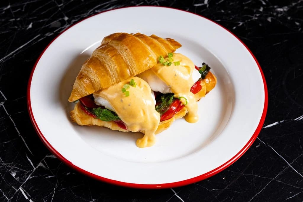 Delicious margherita pizza with fresh basil and mozzarella